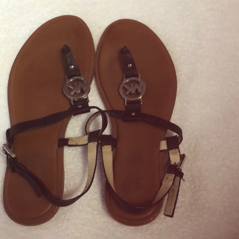Michael Kors black strap sandals size 6 1/2